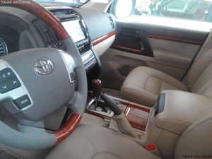 丰田兰德酷路泽4000 中东版劲惠底价躁动车市