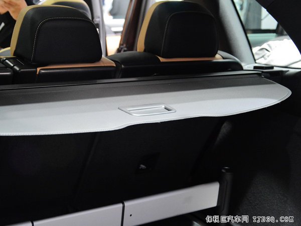 2015款保时捷卡宴现车到店 现正火爆热销中