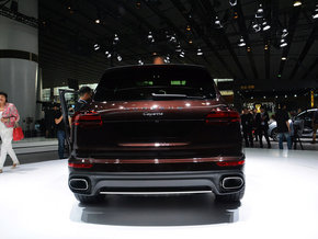 2015款保时捷卡宴现车到店 现正火爆热销中