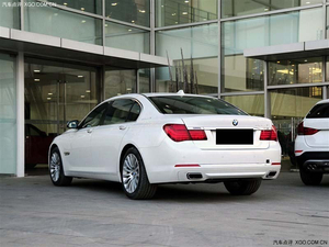 宝马7系最高优惠特卖 天津现车热卖低折回馈