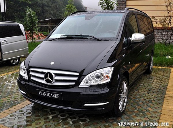 奔驰唯雅诺现车充足 现车配置齐全优惠升级