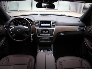 奔驰GL500惊喜加倍 天津港现车主力强推直面挑战