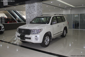丰田酷路泽4000中东版 港口再掀降价狂潮中