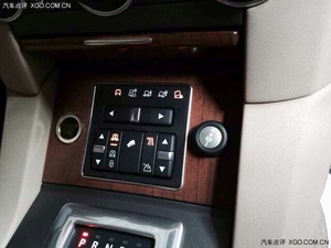 2014款丰田霸道2700让利促销 购车狂享优惠中