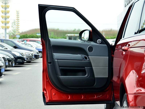 2014款路虎揽胜运动版天津现车 惊喜价心动抛售