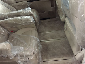 中东版丰田埃尔法3.5 天津港口现车限时限量低售