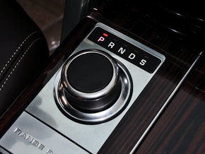 路虎揽胜行政3.0/5.0T 2014款创世加长版底价甩