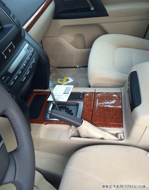 丰田中东版酷路泽4000 港口现车充足低折扣中