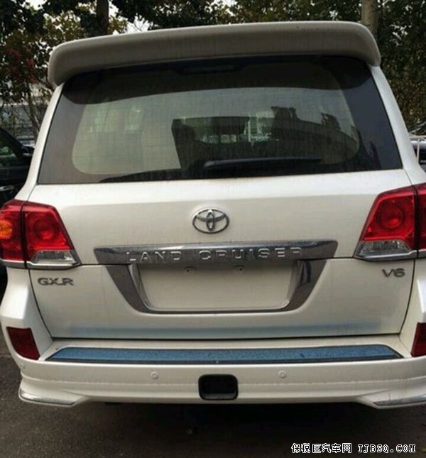 丰田中东版酷路泽4000 港口现车充足低折扣中