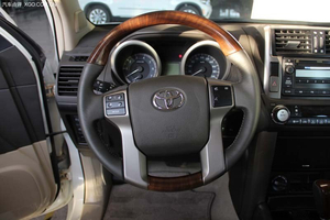 14款丰田霸道2700现车 震撼价疯狂让利出售