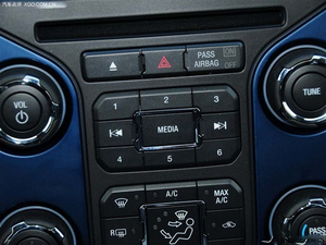 2014款福特猛禽F150让利 现车低价清仓特卖中