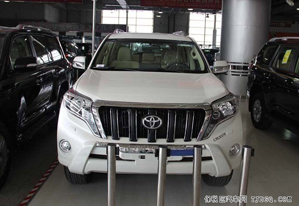 中东丰田霸道2700现车 震撼火爆价让利出售