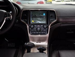 JEEP大切诺基优惠7万 全港现车最低价驾大切