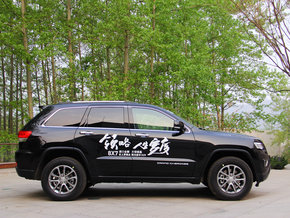 JEEP大切诺基优惠7万 全港现车最低价驾大切