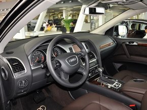 奥迪Q7集结多性能 现车终极盛惠可分期零首付