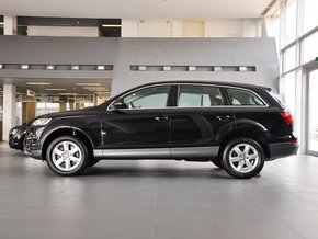 奥迪Q7集结多性能 现车终极盛惠可分期零首付