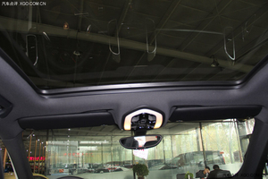 14款保时捷卡宴现车走量疯狂享 优惠果断甩卖中