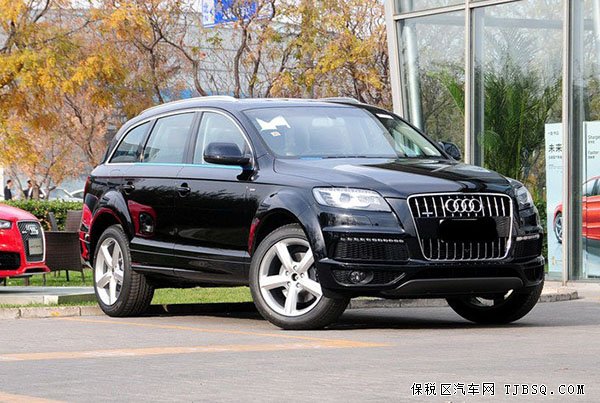 2015款奥迪Q7全尺寸天津现车 圣诞优品鼎献惠