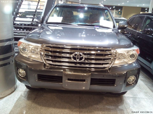 2014款中东丰田酷路泽4000 优惠聚人气纵情享底价