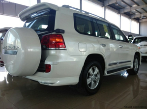 2014款丰田酷路泽5700优惠多 极速降价悦享抄底折