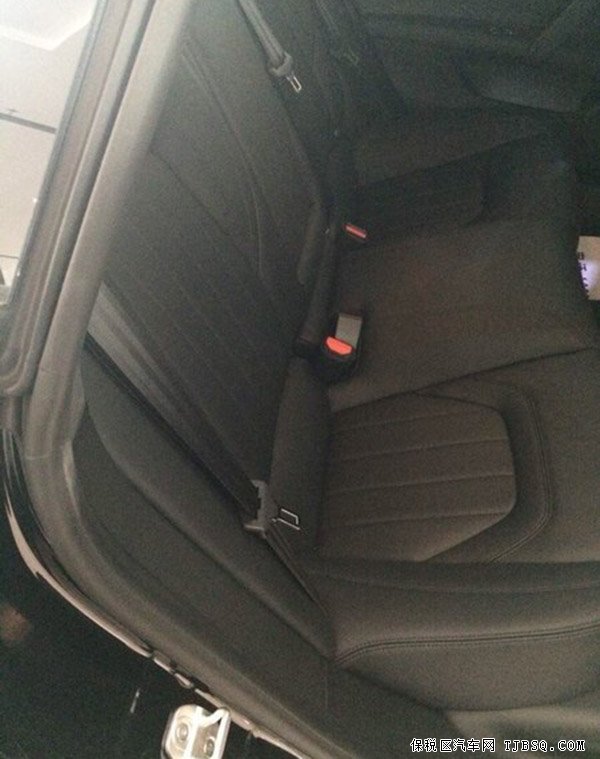 14款玛莎拉蒂总裁 现车震撼价让利出售热卖风暴