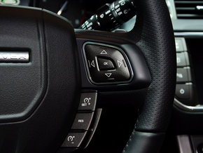 路虎极光紧凑SUV 现车年度狂减10万极光报价