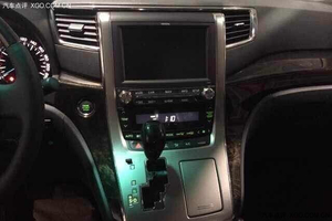 2015款丰田艾尔法3.5中东 强势出击现车降价