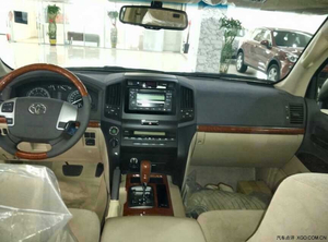 14款丰田酷路泽4000 现车最低折扣豪情直降