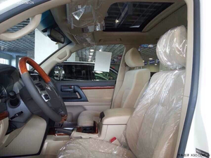 14款丰田酷路泽4000 现车最低折扣豪情直降