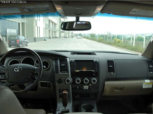 新款丰田红杉现车性能提升 劲爆底价折上折