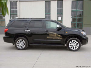 新款丰田红杉现车性能提升 劲爆底价折上折