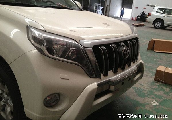 2014款中东版丰田霸道2700 现车冬日暖心热销价