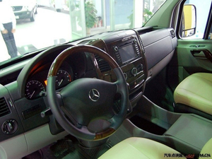 奔驰斯宾特商务车限量版 年末疯狂打折促销