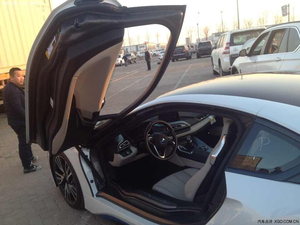 新款宝马I8大幅让利促销 展厅现车劲惠促销