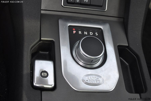 14款路虎发现4现车热力到港 年末收关大促销