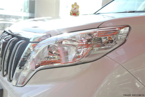 2014款丰田霸道2700 中东版让利现车低折优惠中