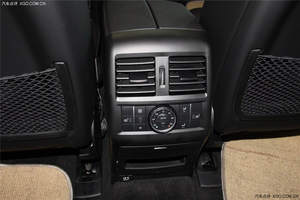 14款奔驰GL350年终特惠 酬宾价批量甩优惠多