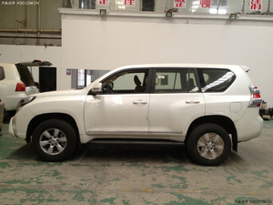 2014款中东版丰田霸道2700 现车冬日暖心热销价