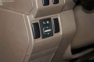 丰田LC76中东版促销启动 天津现车再掀折扣风潮