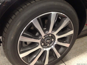 2014款路虎揽胜5.0尊崇创世加长版 限量黄褐色内饰