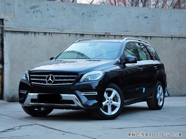 2014款奔驰ML400现车优惠 狂欢甩尾M级400送保险