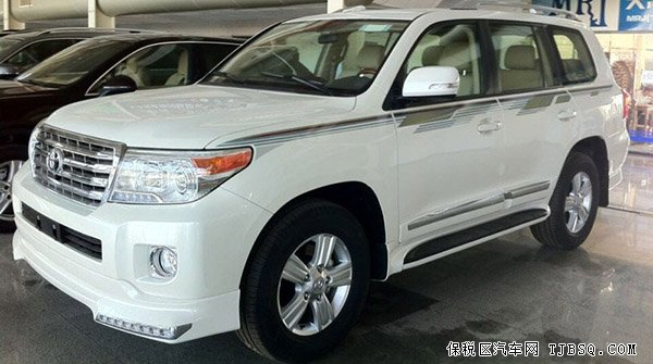 2014款中东版丰田酷路泽4000 津港现车岁末降价
