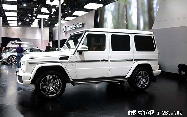 新款奔驰G63报价229.8万 港口现车优惠18万促销