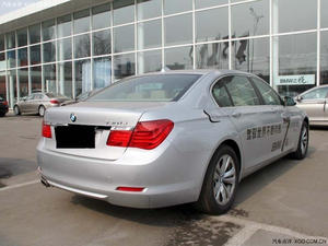 新款宝马7系限量钜惠抛售 天津港现车畅销