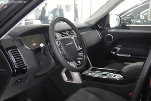 2014款路虎揽胜行政版港口现车让利 闪耀王者风范