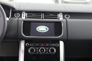 2014款路虎揽胜行政版港口现车让利 闪耀王者风范