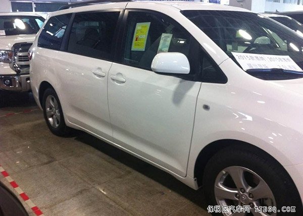 新款进口丰田塞纳现车到店 精心优惠限时享