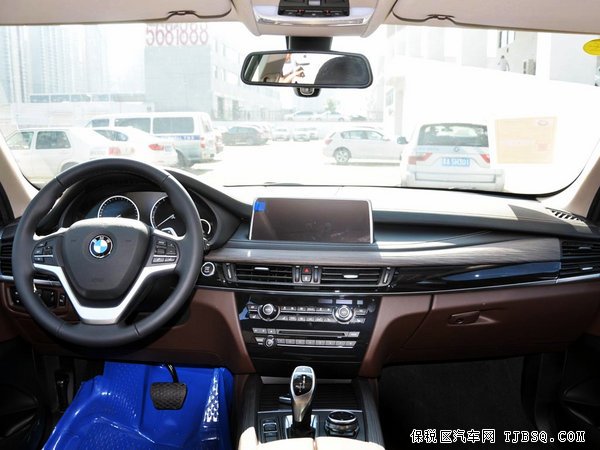 2014款宝马X5中规版现车速降 狂欢购享圣诞大礼