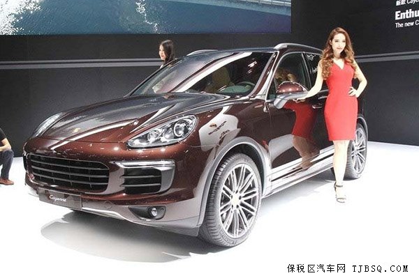 2015款保时捷卡宴现车首家实降 桃红木精配报价