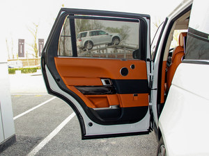 2014款路虎行政3.0T行政现车已到港 年终惊喜特惠卖